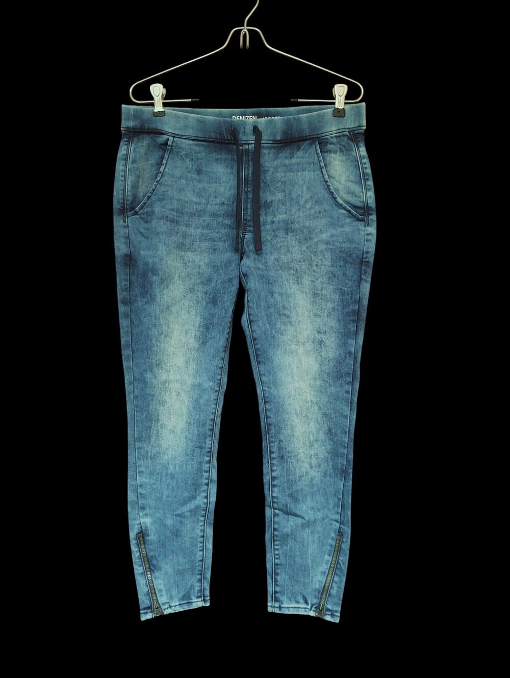 Denizen from Levi's Women's Light Blue Denim Cropped Jogger W/Ankle Zips Size 9